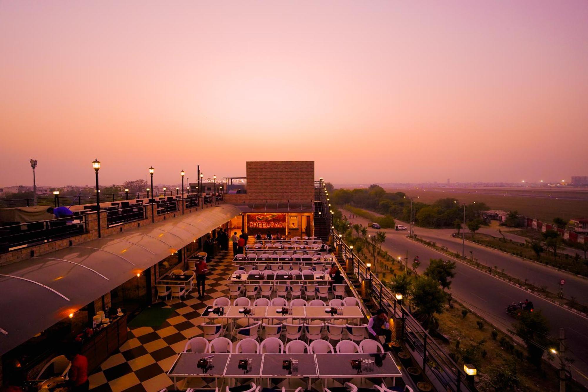 Hotel Cheelgadi Jaipur Exterior photo